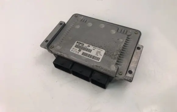 Citroen C5 Engine control unit/module ECU 9637137380 0261206419