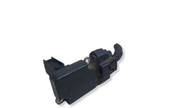 Toyota Avensis T250 Mass air flow meter 2220427010