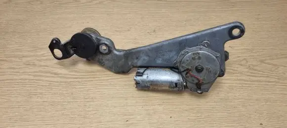 BMW 5 E34 Rear window wiper motor 61621391800