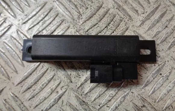 Nissan Note (E12) Keyless system antenna H130408