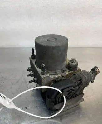 Renault Trafic III (X82) Master brake cylinder 