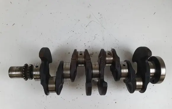 Volkswagen Golf V Crankshaft 03CAD