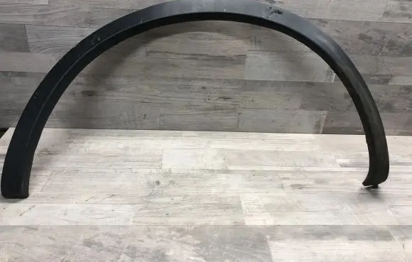 Nissan Qashqai+2 Rear arch trim