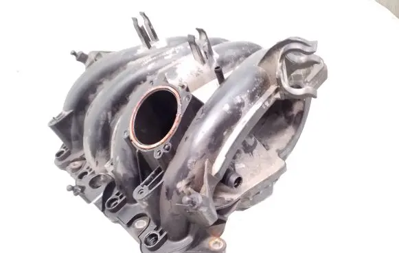 Volkswagen Caddy Intake manifold 036129709GT