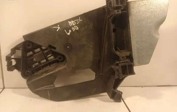 Volvo XC60 Rear door exterior handle/bracket 30753337
