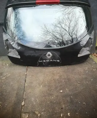 Renault Megane III Tailgate/trunk/boot lid
