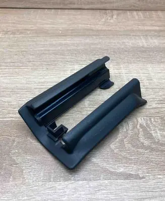 Mercedes-Benz E W211 Front passenger seat rail trim 2119193420 77020008