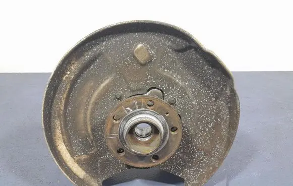 Volvo XC90 Front wheel hub spindle knuckle 