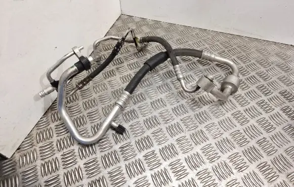 Opel Signum Air conditioning (A/C) pipe/hose