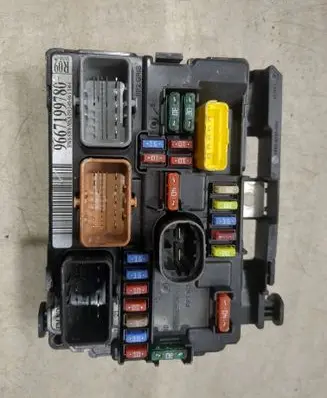 Citroen C3 BSM Control unit 9667199780