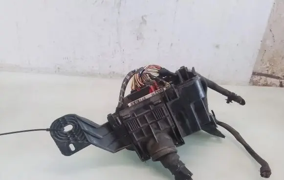 Peugeot 1007 Fuse module
