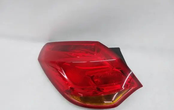 Opel Astra J Rear/tail lights