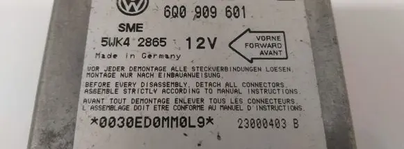 Volkswagen Polo IV 9N3 Airbag control unit/module 6Q0909601 5WK42865