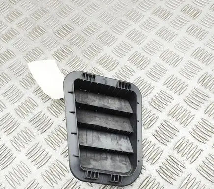 KIA Niro Quarter panel pressure vent 97525AT000