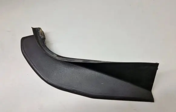 BMW 5 F10 F11 Rear/tail light trim molding 7204375