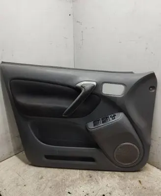 Toyota RAV 4 (XA20) Front door card panel trim