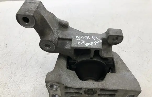 Nissan Juke I F15 Engine mount bracket E1062856 1KA0A