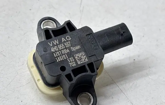 Porsche Macan (95B) Airbag deployment crash/impact sensor 4H0955557 100203 8207RB4