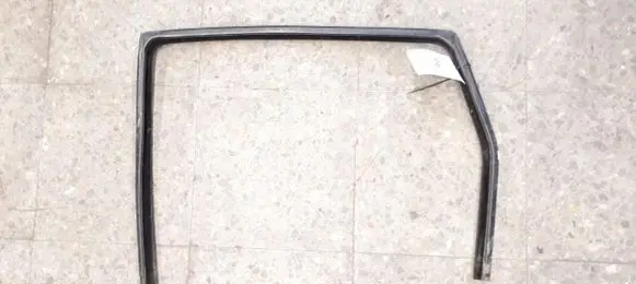 Ford Focus Rubber seal rear door 