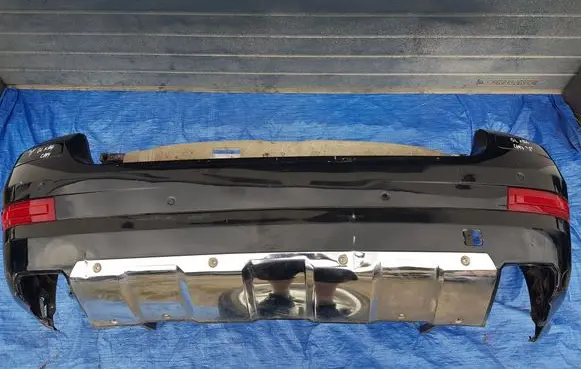 Mercedes-Benz GL X164 Rear bumper ZDERZAKC164Y
