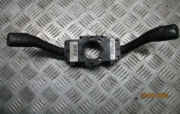 Skoda Fabia Mk1 (6Y) Headlight wiper switch 8LO953513G