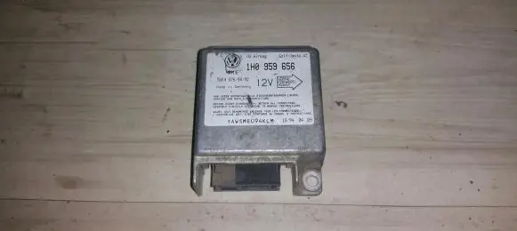 Volkswagen Golf III Airbag control unit/module 1h0959656 5wk4076