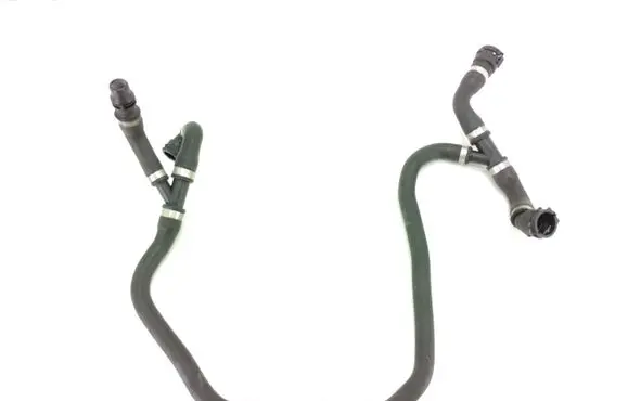 BMW 5 E60 E61 Engine coolant pipe/hose 756578101 1712489 7512727