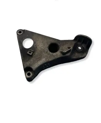 BMW 5 E60 E61 Engine mounting bracket 6777053 46000 13807410