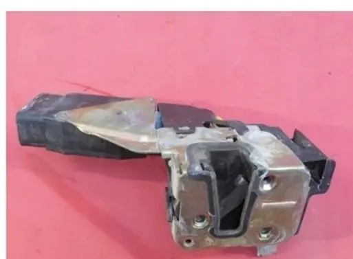 Volvo S40, V40 Front door lock