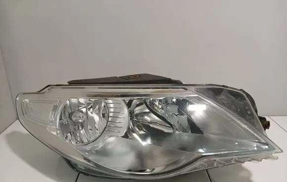 Volkswagen PASSAT CC Headlight/headlamp 0301239602 24392440 3C8941006D