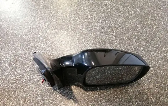 Hyundai Terracan Front door electric wing mirror
