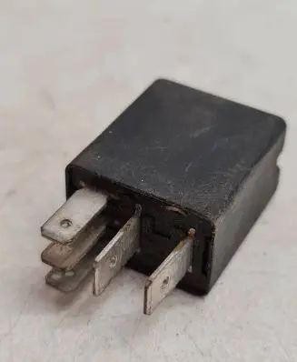 Renault Clio II Other relay 7700414484