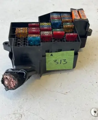 Volkswagen Touareg I Fuse module 7L0941828A 7L6941824A