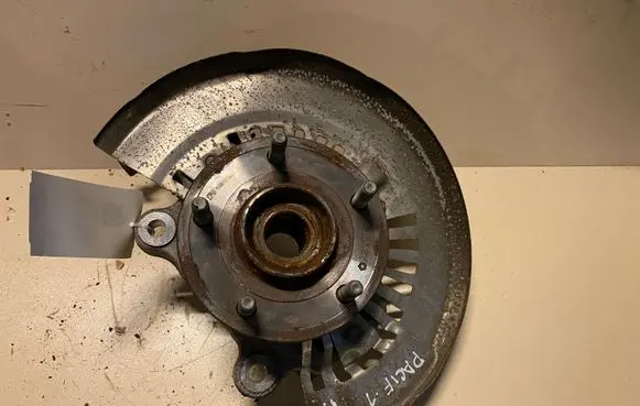 Chrysler Pacifica Front wheel hub
