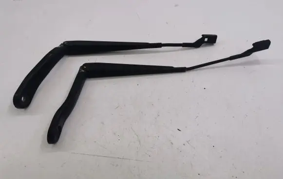 Land Rover Evoque I Front wiper blade arm BJ3217526AA BJ3217526BB