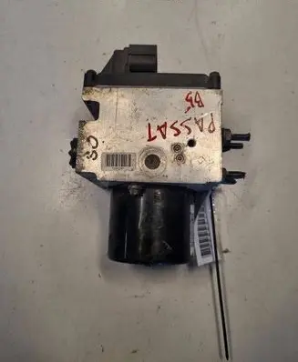 Volkswagen PASSAT B6 ABS Pump 16705905