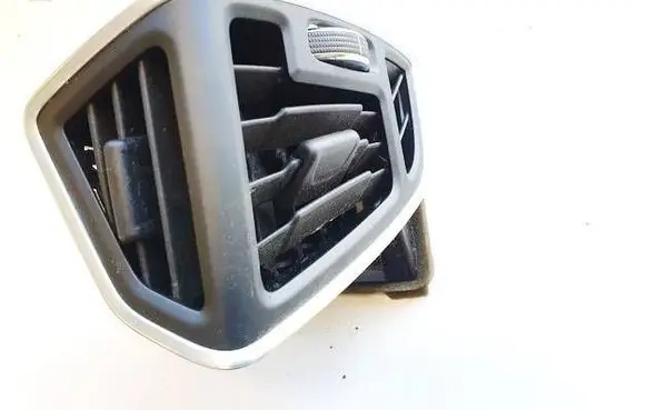 Ford Grand C-MAX Dash center air vent grill AM51R018B09AFW