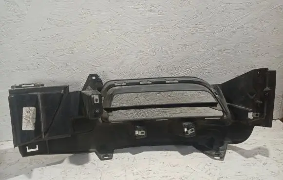 Dodge Charger Front fog light trim/grill 68226542AAA
