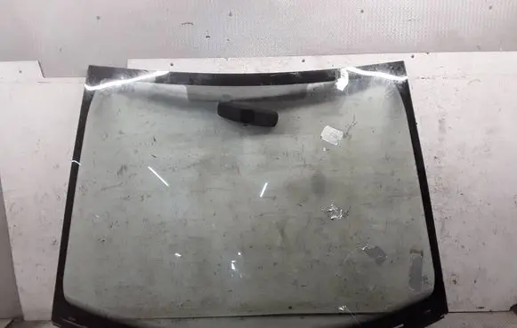 Citroen C3 Front windscreen/windshield window