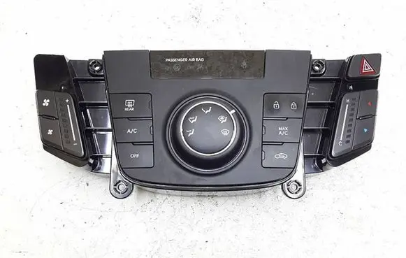 Hyundai i40 Climate control unit 972503ZRC0 C200345210A