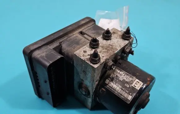 Skoda Octavia Mk2 (1Z) ABS Pump 1K0614517H IMPRK1485977