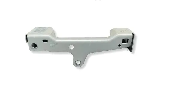 Volvo EX40 Fender mounting bracket 32277558