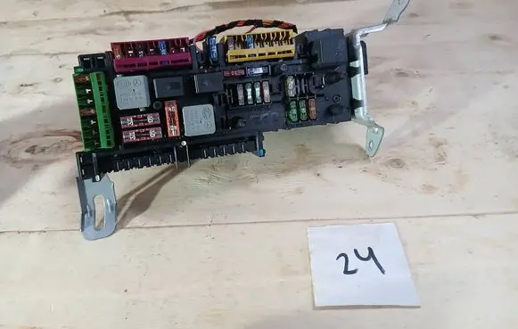 Mercedes-Benz CLS C218 AMG SAM control unit 2129060505 2129012304