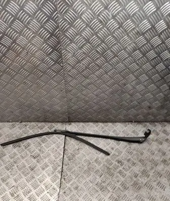 Seat Leon (1P) Front wiper blade arm 