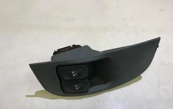 Renault Scenic I Electric window control switch 838099g b7153