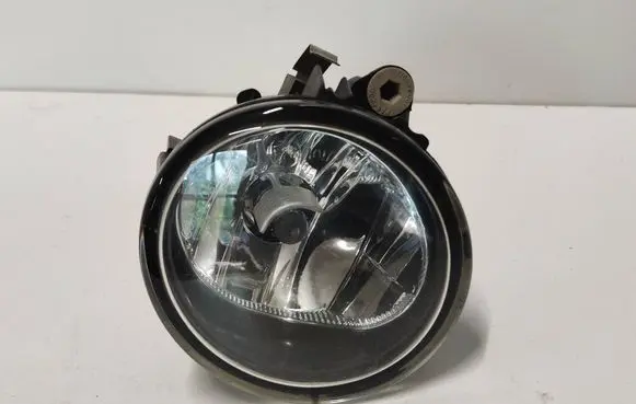 BMW X5 F15 Front fog light 7374148 1N00104562
