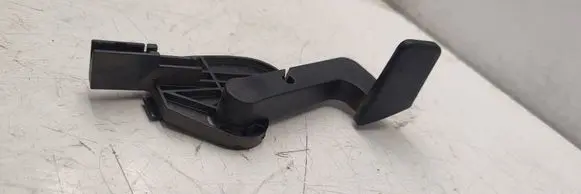 Audi A4 S4 B7 8E 8H Engine bonnet (hood) release handle 8e1823533B