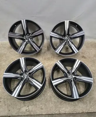 Volvo XC90 R20 alloy rim 