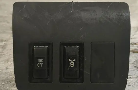 Toyota Corolla Verso AR10 A set of switches 588210F010 153261 4740M43