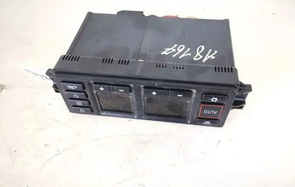 Audi A4 S4 B5 8D Climate control unit 8l0820043b 5hb007608-00
